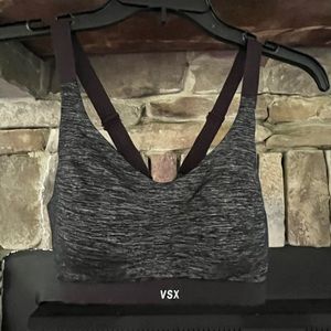 Victoria Secret light weight sports bra 32C